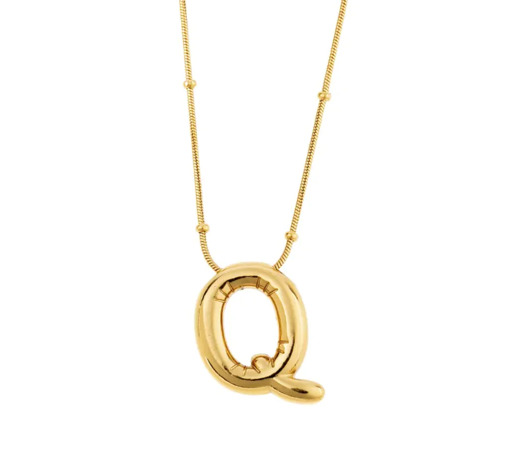 Luzora™ Signature Initial – Alphabet Necklace