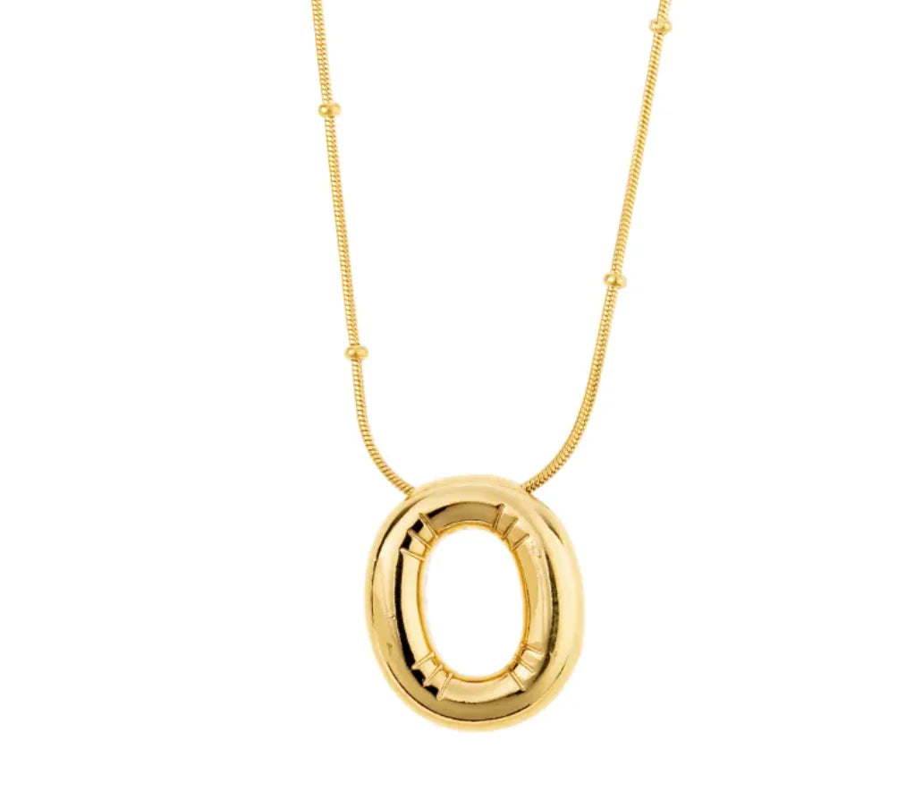 Luzora™ Signature Initial – Alphabet Necklace