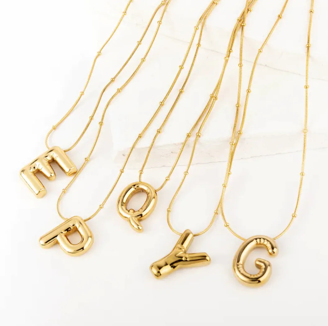 Luzora™ Signature Initial – Alphabet Necklace