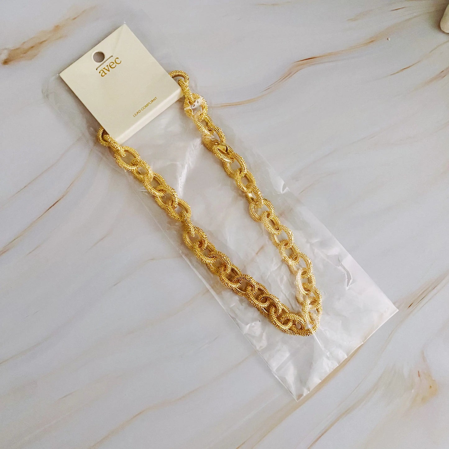 Luzora™ Classy Statement Chain Necklace